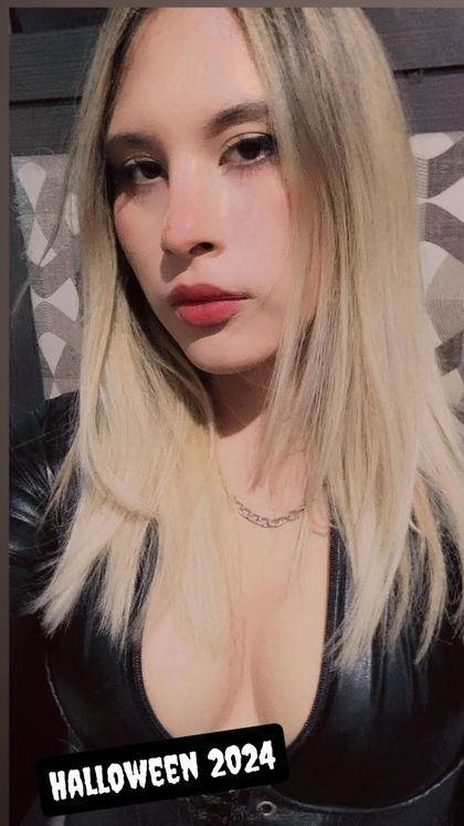 allison.rotz OnlyFans picture
