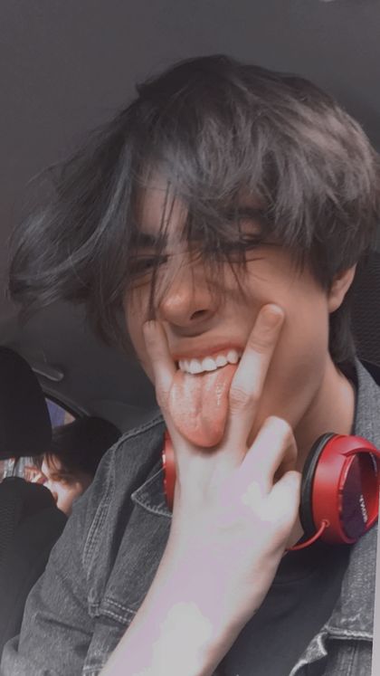 santigomitas OnlyFans picture