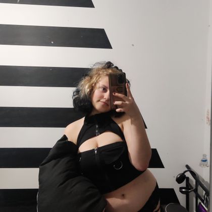 yourshamelesskitty OnlyFans picture