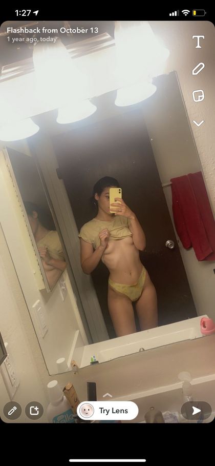 babyygirllindsxxo OnlyFans picture