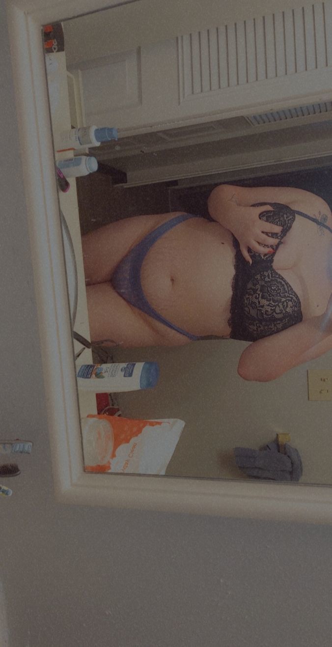 bigtiddysubmissive889 OnlyFans profile picture