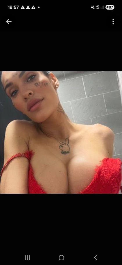 misskatiewright OnlyFans picture