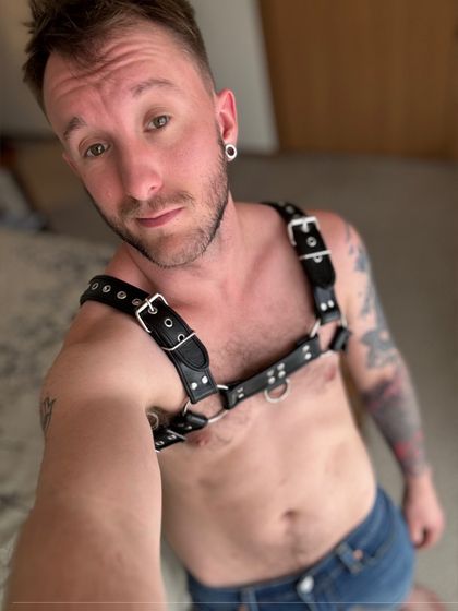 slick-shot OnlyFans picture