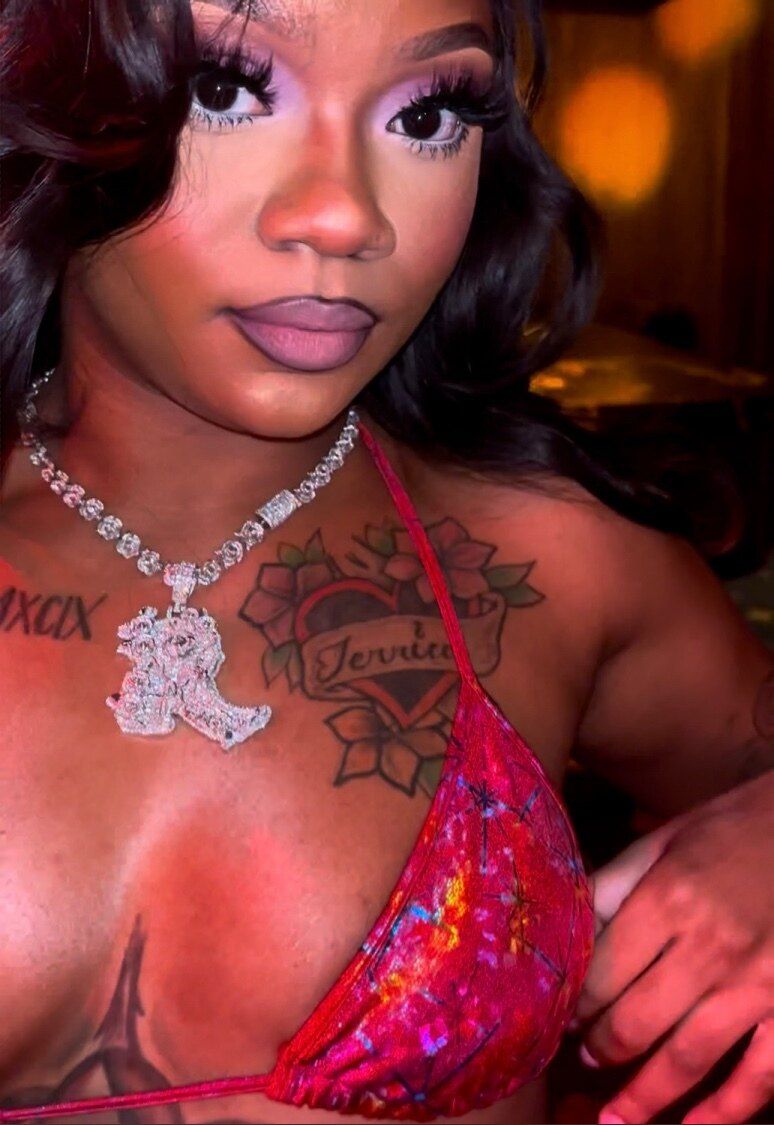riahrosay OnlyFans profile picture