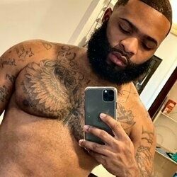 fitnesspapi215 OnlyFans picture