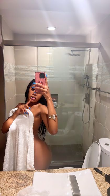gorgeousmarii OnlyFans picture