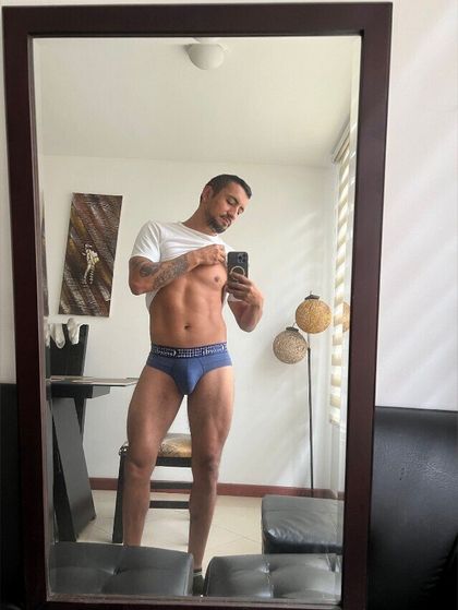 salvadorzmnu OnlyFans picture