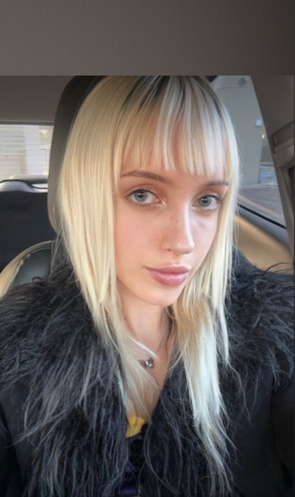 ellabeefreshman OnlyFans picture