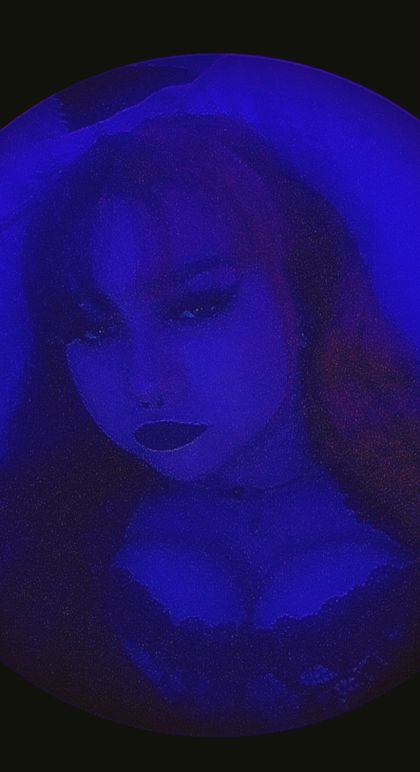 elleinawebb OnlyFans picture
