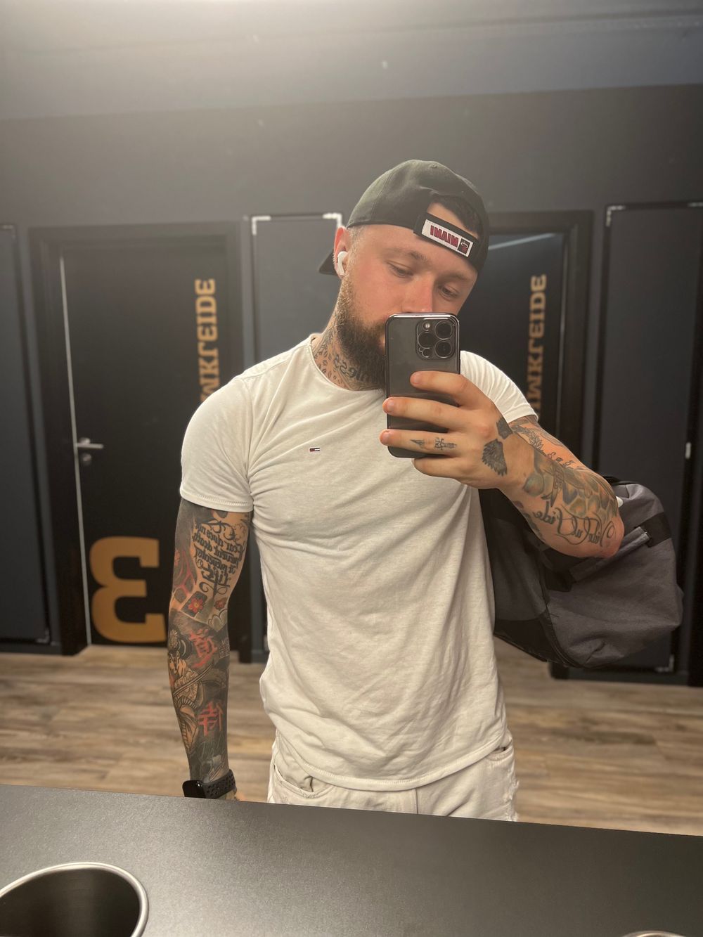 rayan933 OnlyFans profile picture