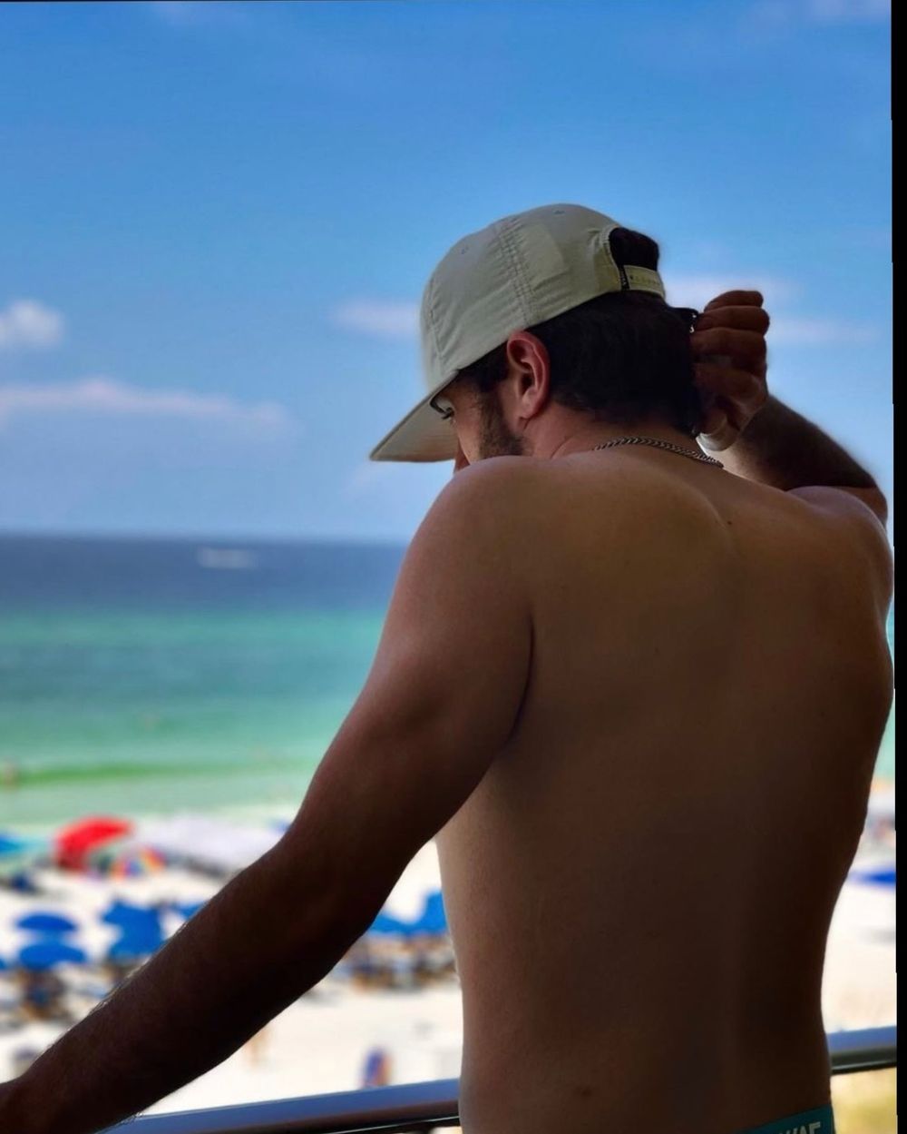 austin_wallace_of OnlyFans - Free Trial - Photos - Socials | FansMetrics.com