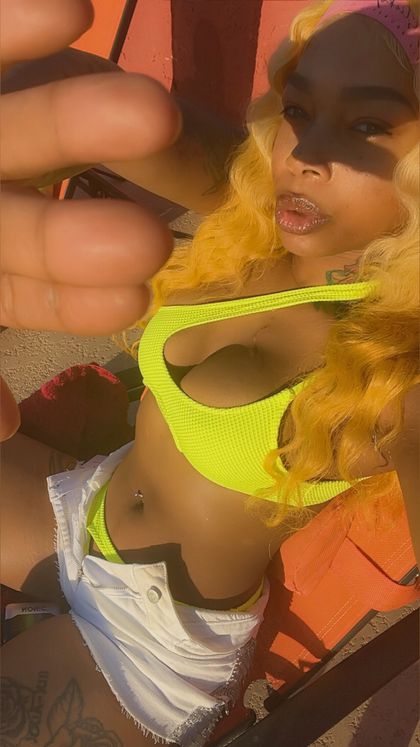 u100775584 OnlyFans picture