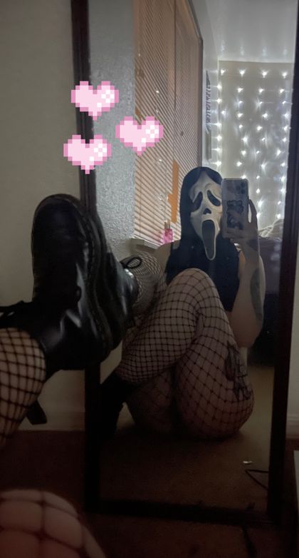 maddierae42 OnlyFans picture