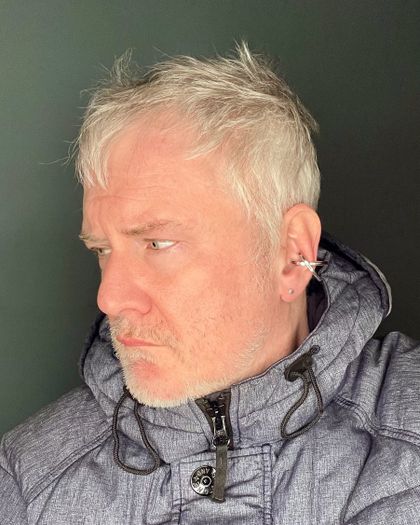 Best Hot Silverfoxx_ OnlyFans Accounts | FansMetrics.com