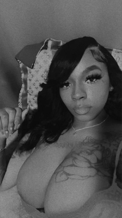tiasecrets112 OnlyFans picture