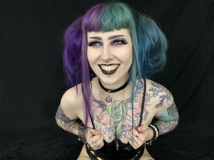 raxbii OnlyFans picture