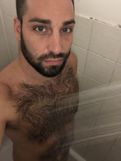 hairy_hung_guy OnlyFans picture