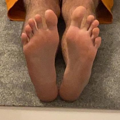 fleetingfeetldn OnlyFans picture
