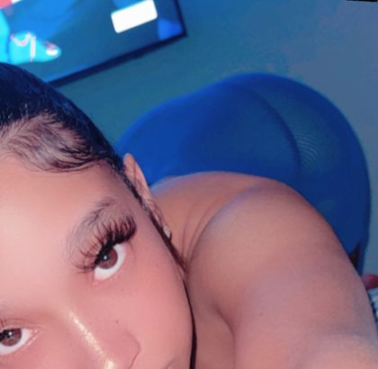 iiyumes OnlyFans picture