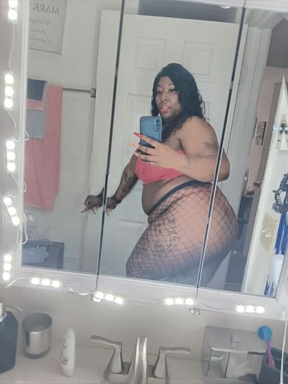 madamsapphireblaxxx OnlyFans picture