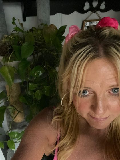 livelovelaugh1985 OnlyFans picture
