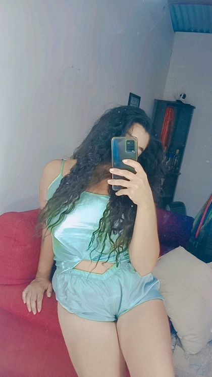 dangellemubish OnlyFans picture