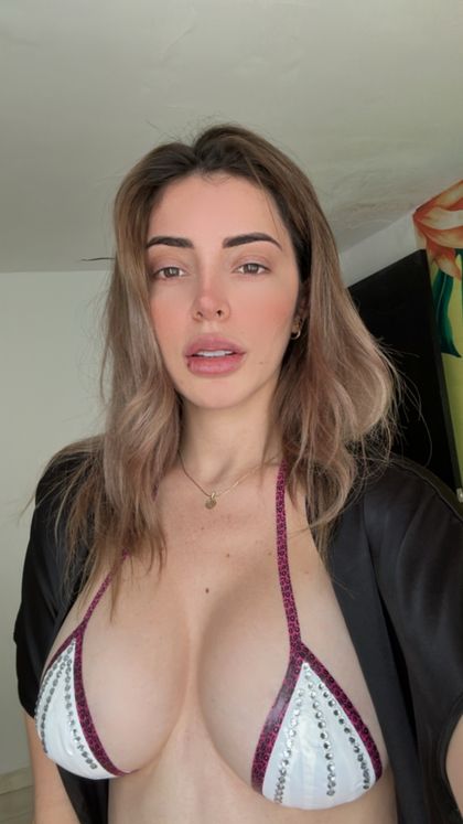 ishlozada OnlyFans picture