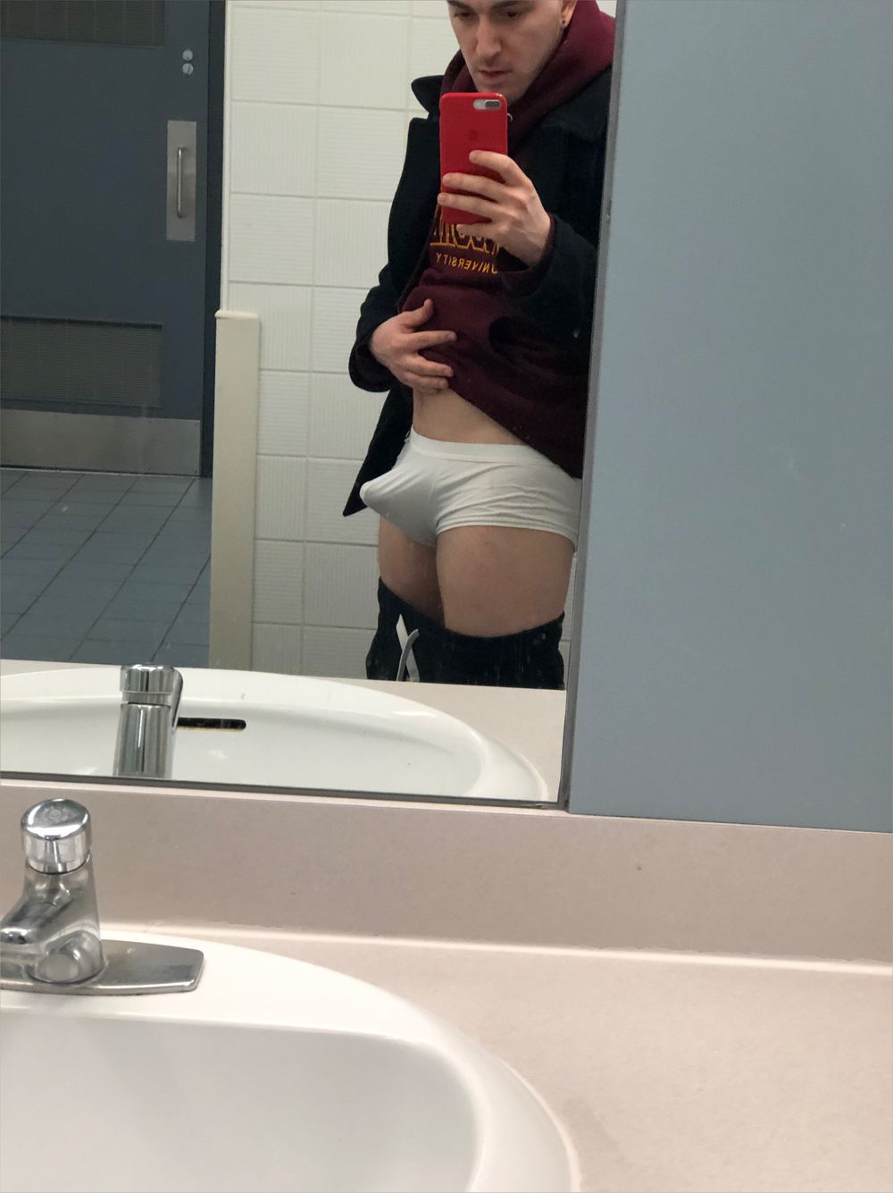 little.prince27 OnlyFans profile picture