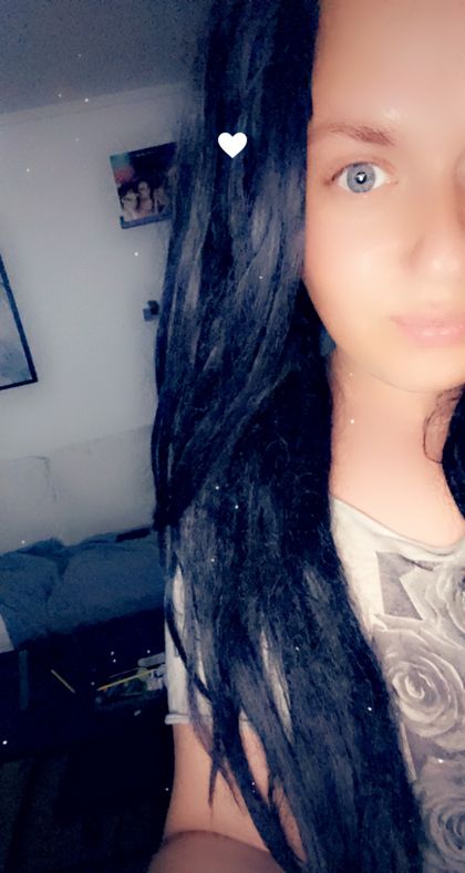 Best Hot Jes_jes OnlyFans Accounts | FansMetrics.com