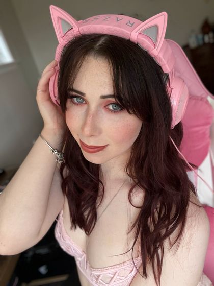 kit-kat-qt OnlyFans picture