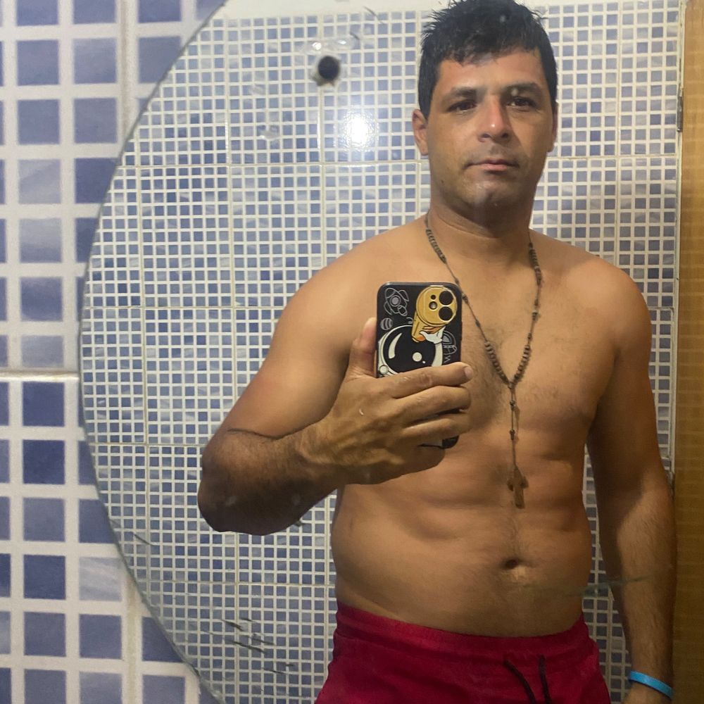 alejandro_45_23 OnlyFans profile picture
