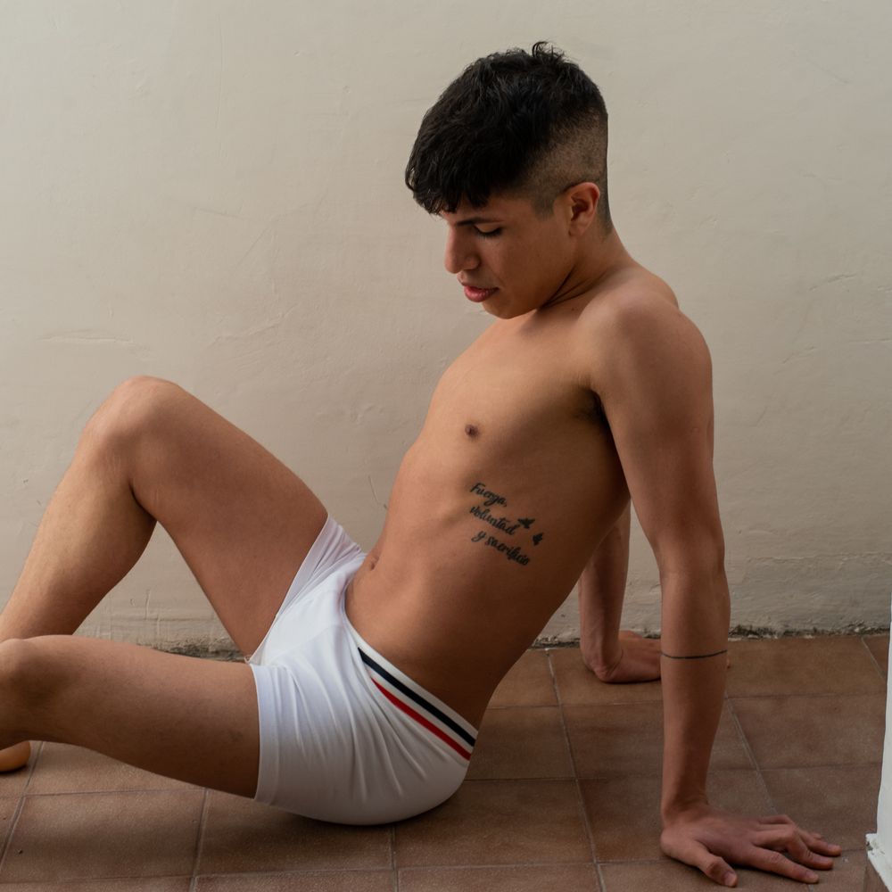 ema_twink OnlyFans profile picture