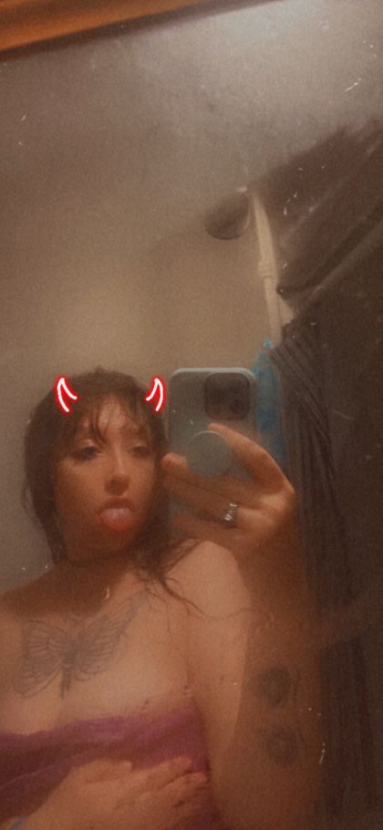 hiddenleafbitchh OnlyFans picture