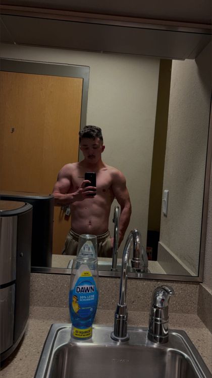 simmons2121 OnlyFans picture