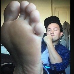 kb-feet OnlyFans picture