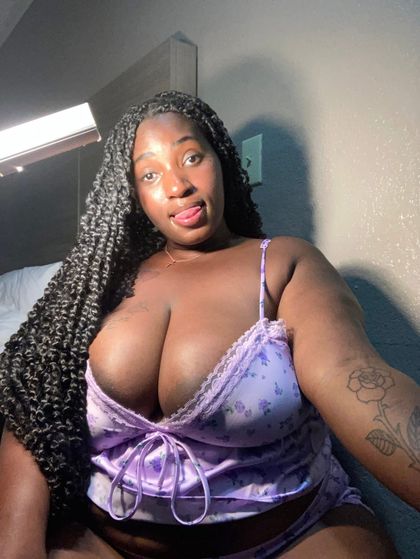 yafavchocolatee OnlyFans picture