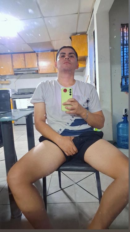 plomerovergudo OnlyFans picture