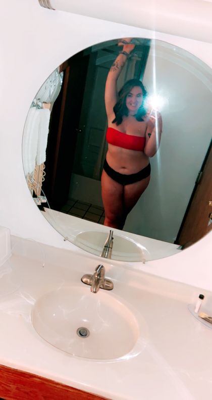 sweetpeachesss OnlyFans picture