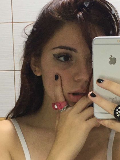 xredbunnyyy OnlyFans picture