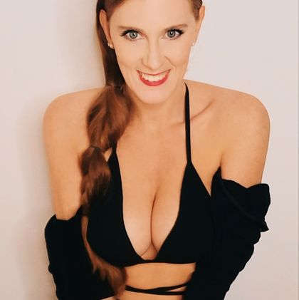 vibingwclaudia_free OnlyFans picture