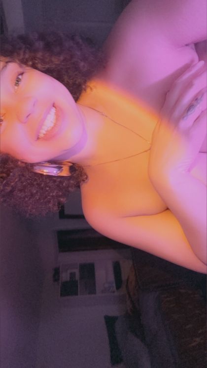 intimatecat OnlyFans picture
