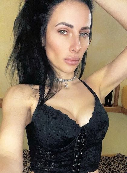 sellyseri OnlyFans picture