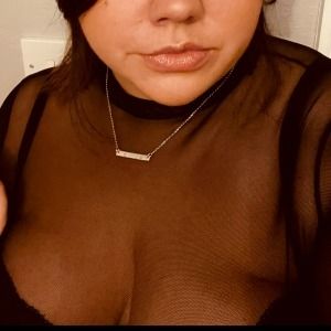 curvynaughtybritishwife OnlyFans picture