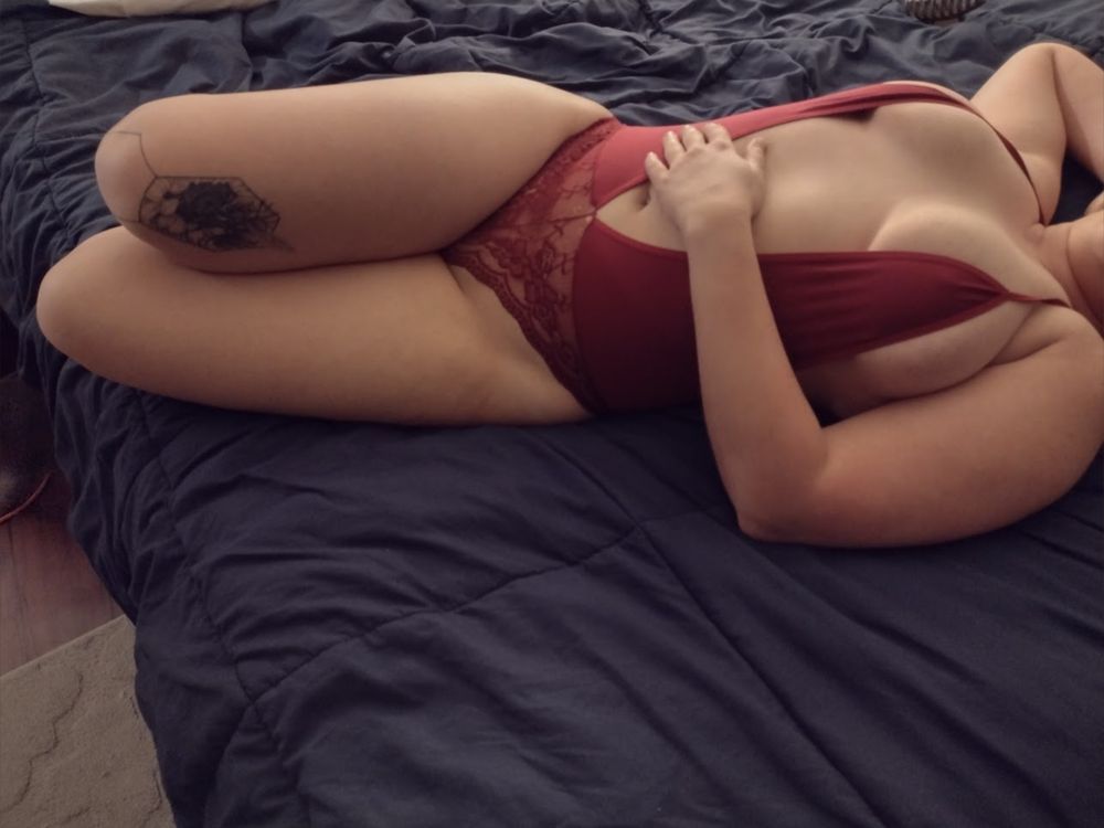 bustybrains OnlyFans profile picture