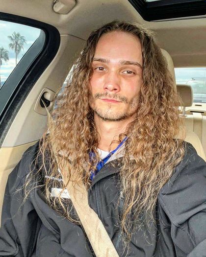 actuallyhippie OnlyFans picture