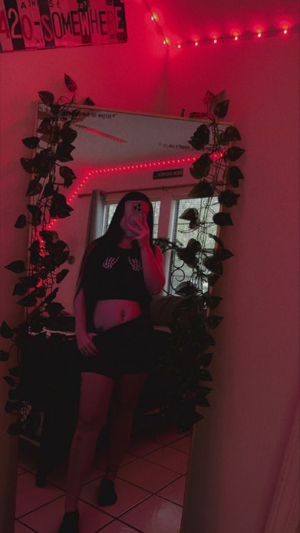 shhfourtwenty OnlyFans picture