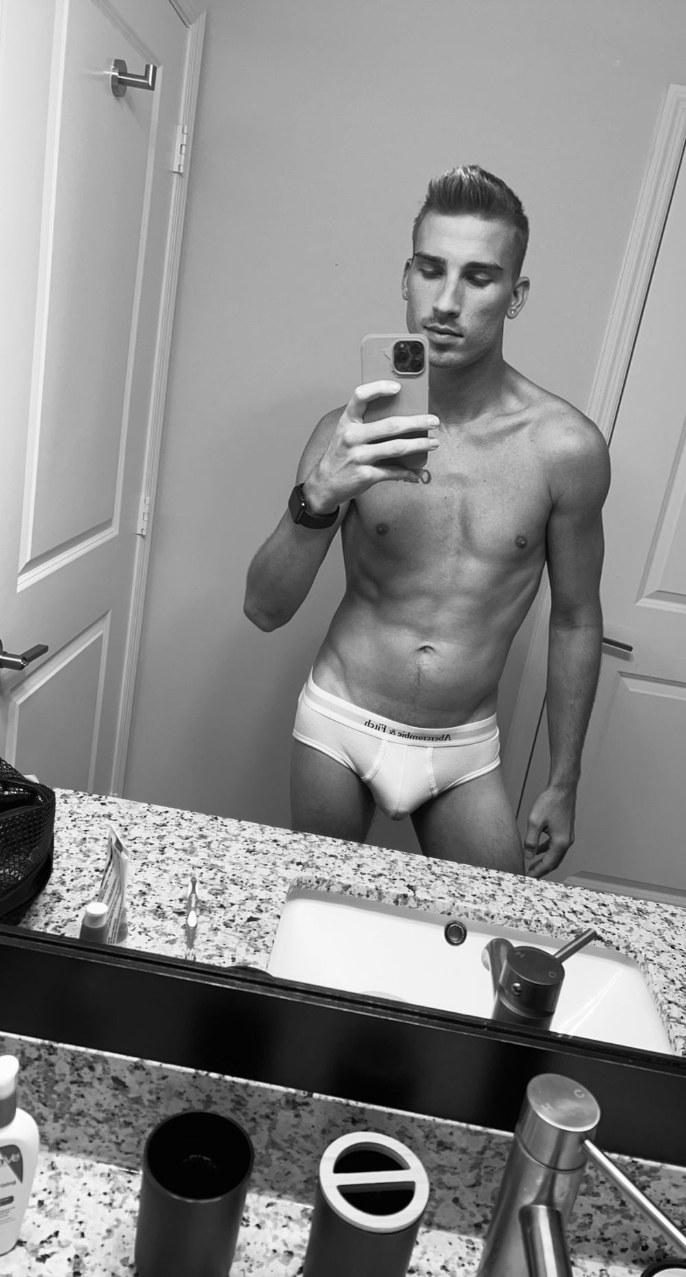 andrewwintersxxx OnlyFans profile picture