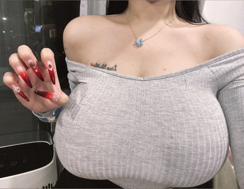 zhilichuu OnlyFans profile picture
