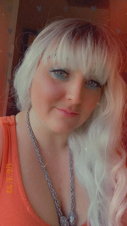 lunalavenderrose OnlyFans picture