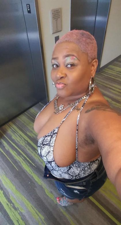iz2umizdesireable OnlyFans picture